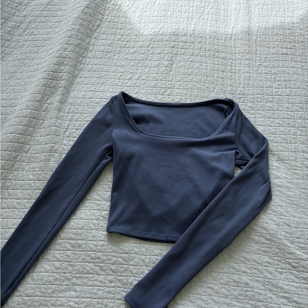 ALO Yoga Long Sleeve Square Neck Crop Top - Slate Blue